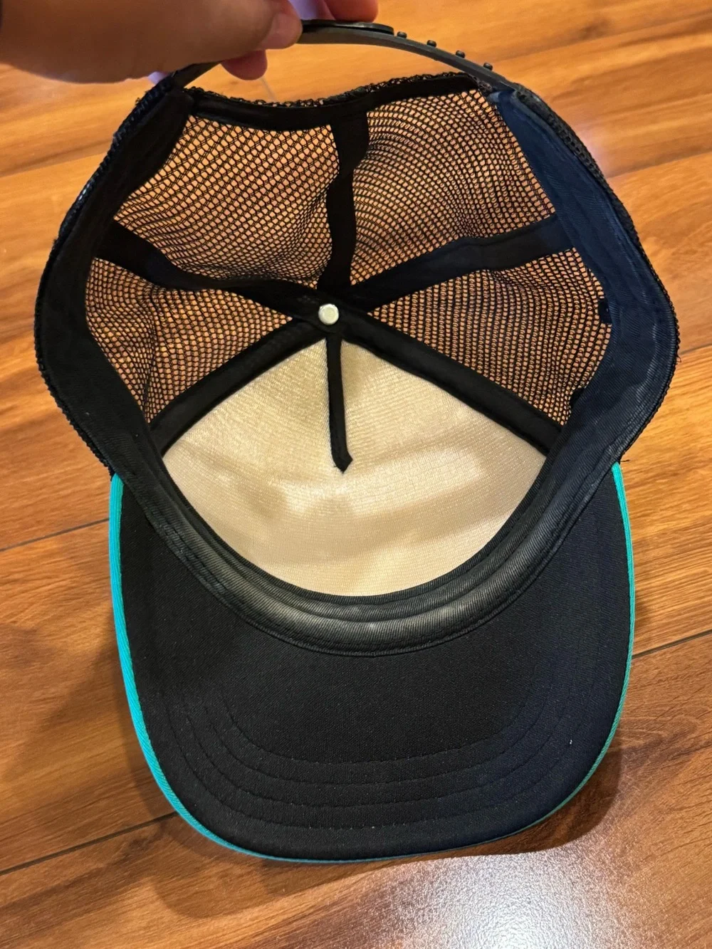 Hurley classic trucker
